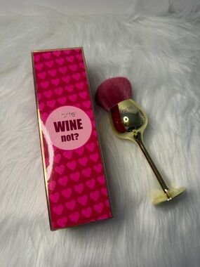 ✨Tarte Pink and Gold Powder Makeup Brush